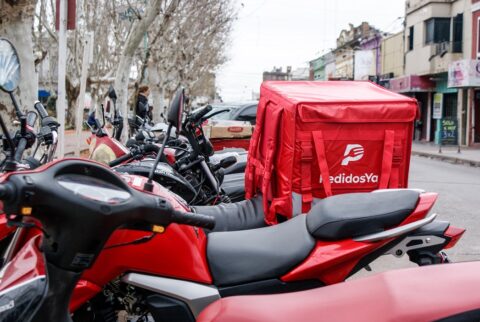 Censarán a 10 mil repartidores de apps en Rosario